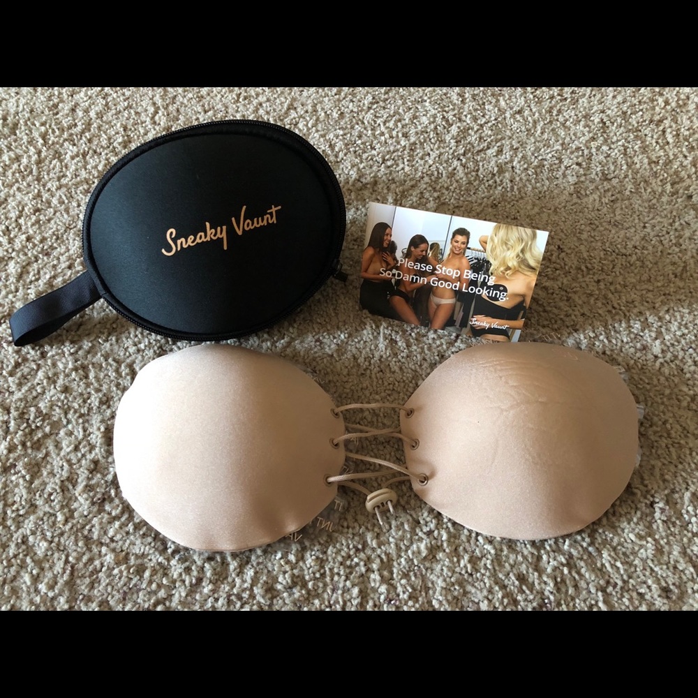 Sneaky Vaunt strapless backless push up bra